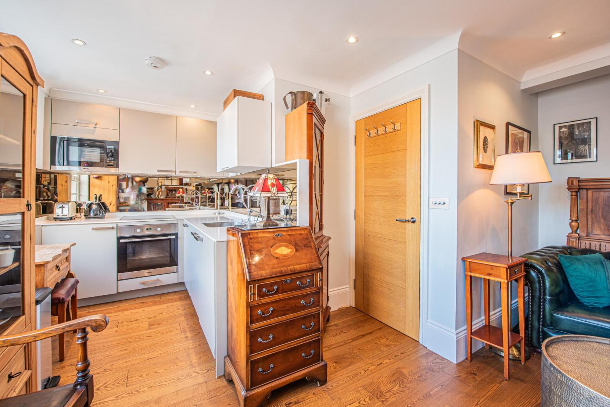 Stylish 1-bed Flat In Soho - Prime * Londra