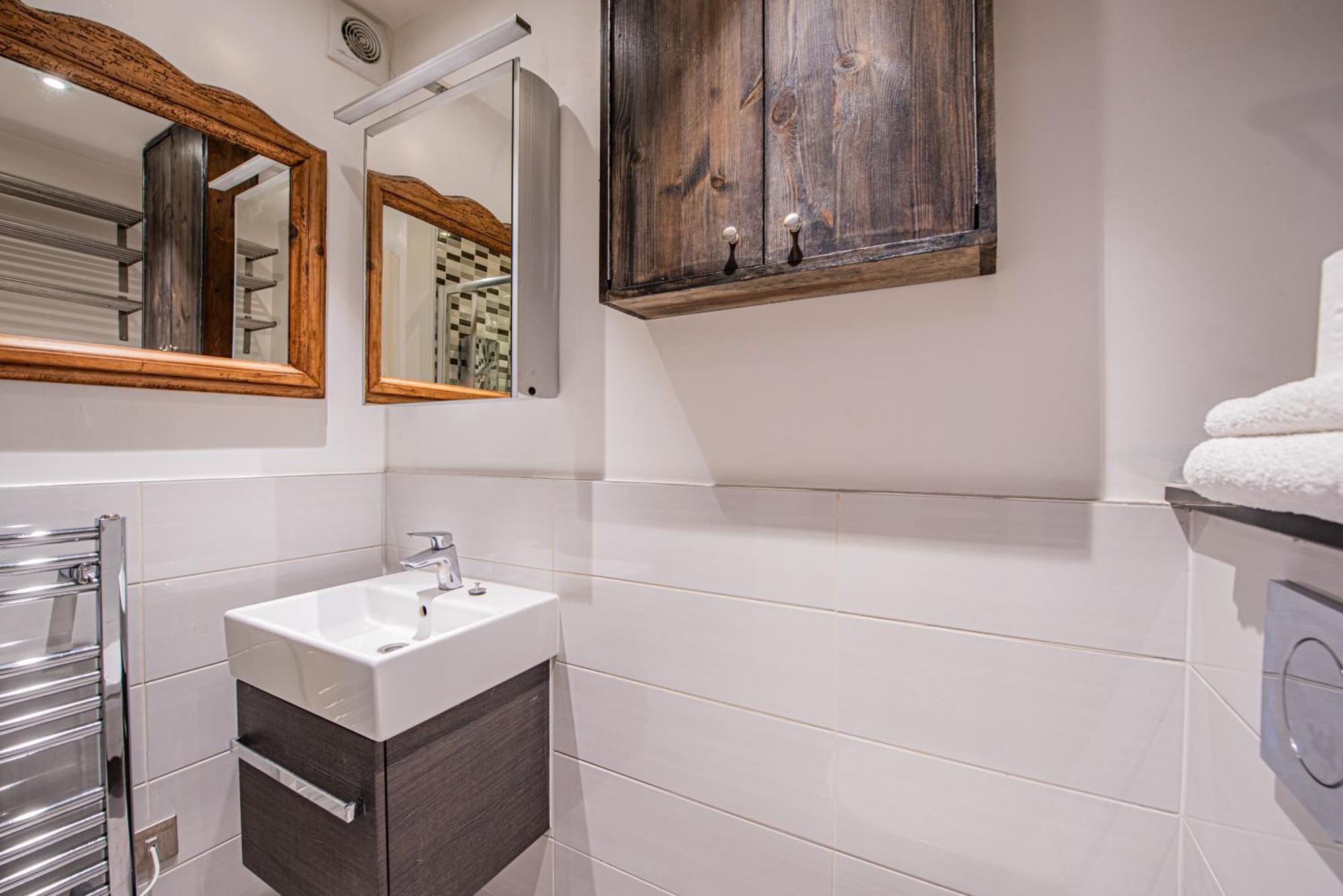 Stylish 1-bed Flat In Soho - Prime